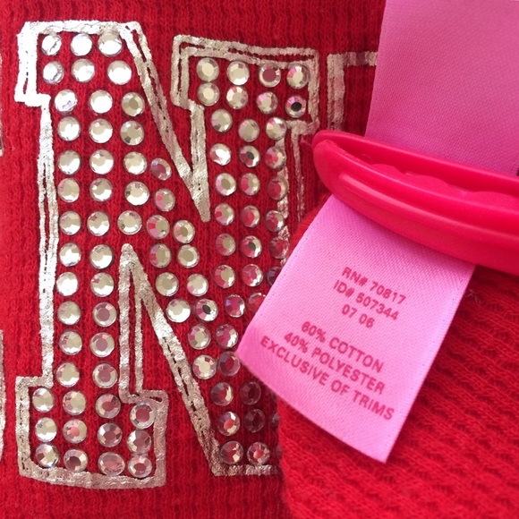 DONATED PINK by Victoria’s Secret thermal - Picture 5 of 7